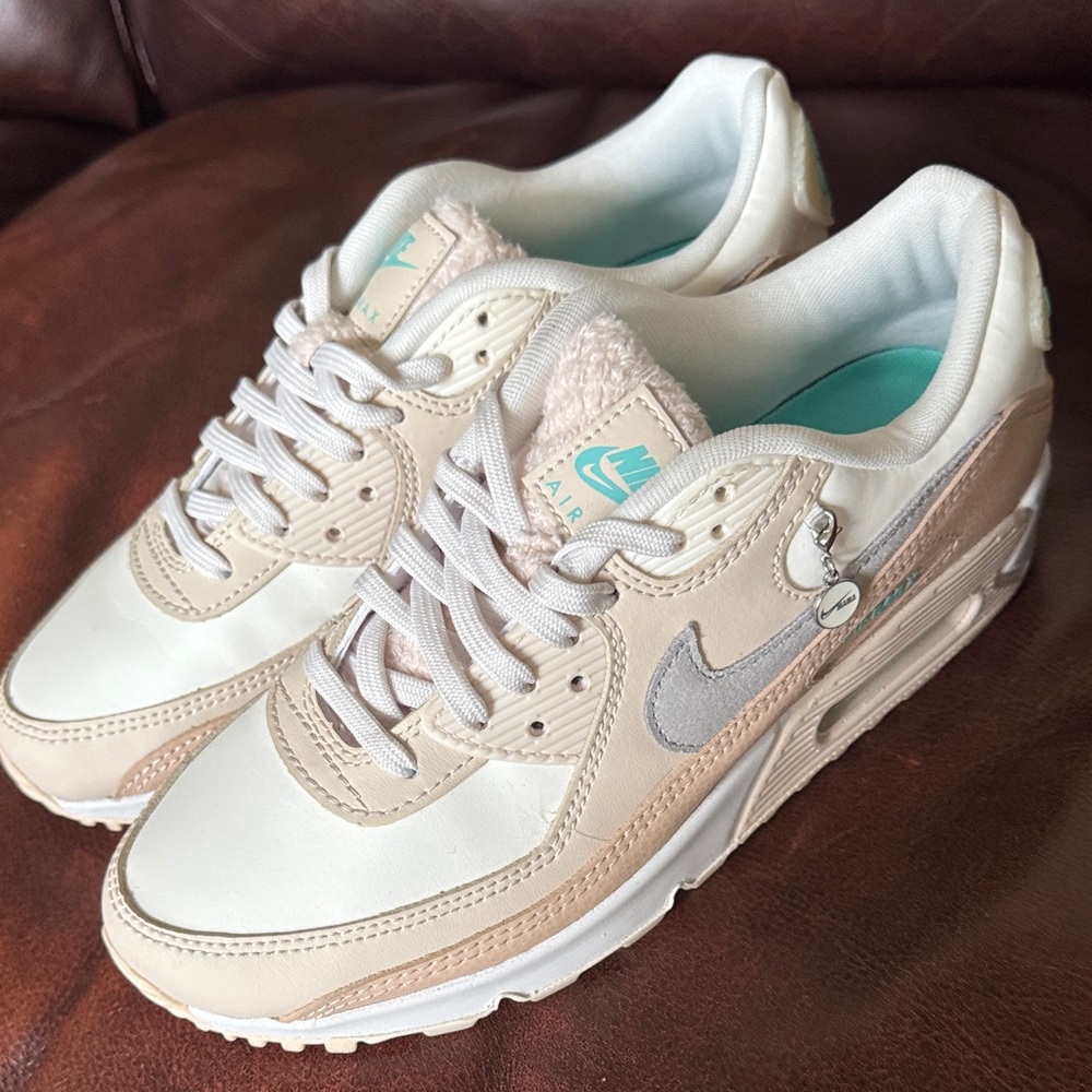 Nike Air Max 90 Women's Cream and White Sneakers